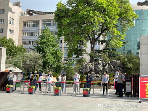 云 上看高考,天水廣播電視臺圖文直播進(jìn)行中,讓我們一起為青春加油